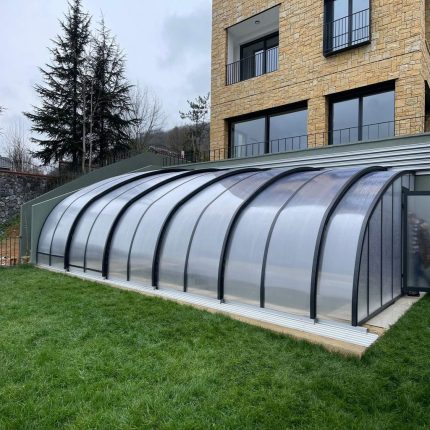 Duvar Tipi Havuz Kapama